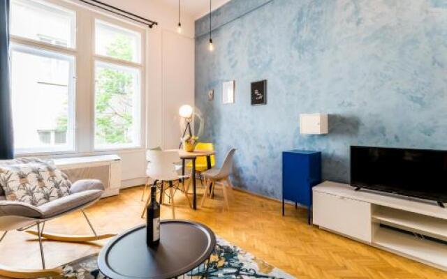 BpR Azure Desire Studio