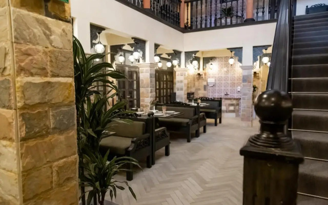 Rasoda Hotel&Restaurant