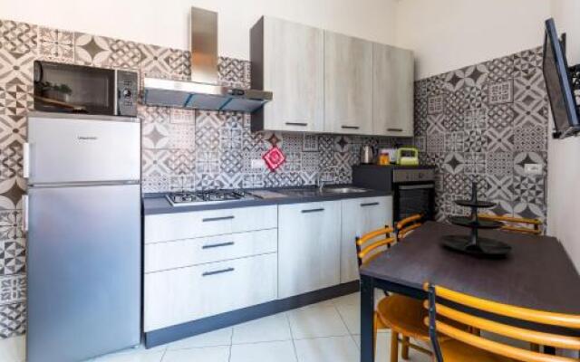 Magicstay - Flat 85M² 4 Bedrooms 2 Bathrooms - Naples