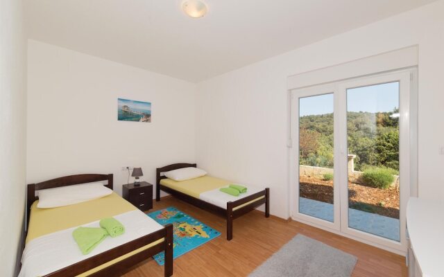 Awesome Home in Saldun With Wifi and 3 Bedrooms