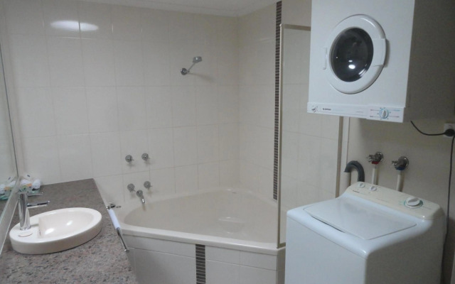 Victoria Lodge Motor Inn And Apartments