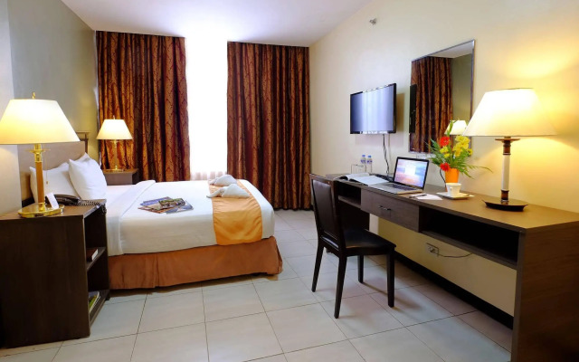 OYO 187 The Maxwell Hotel