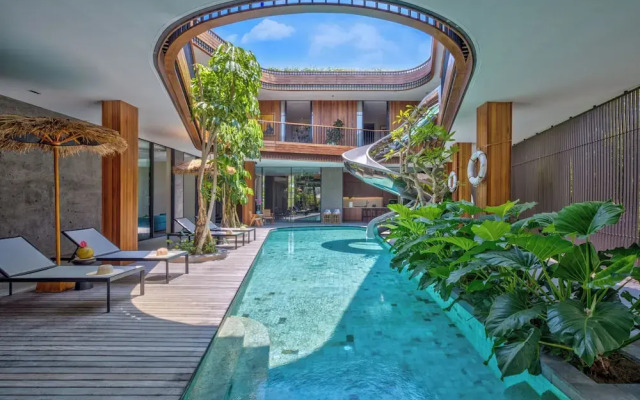 Akashi Residence