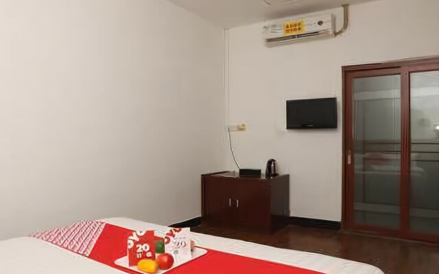 Hanqun Hotel