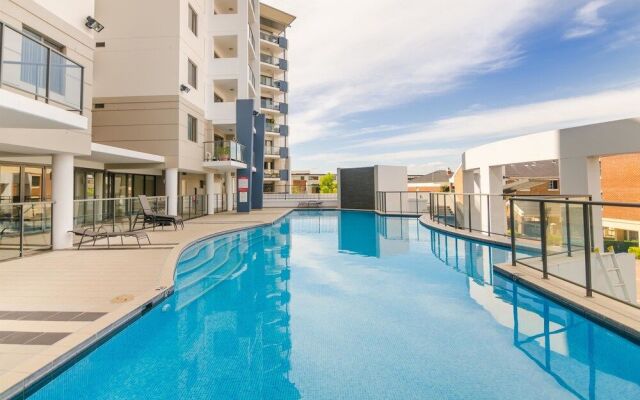 West Perth Luxury Apartment