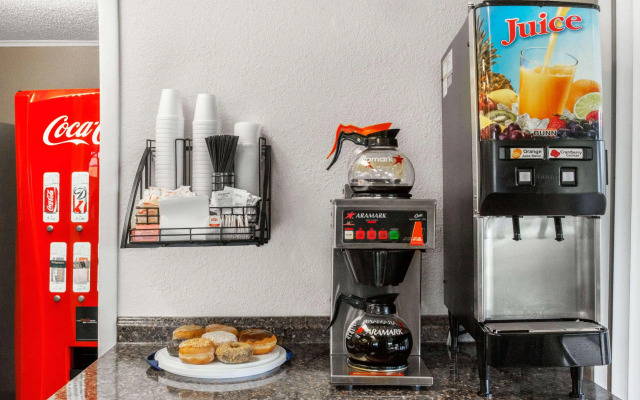 Knights Inn Pittston