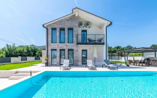 Villa Rocksalt