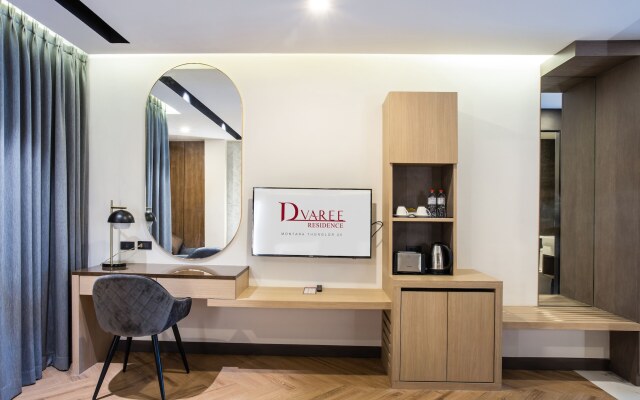 D Varee Montara Thonglor 25