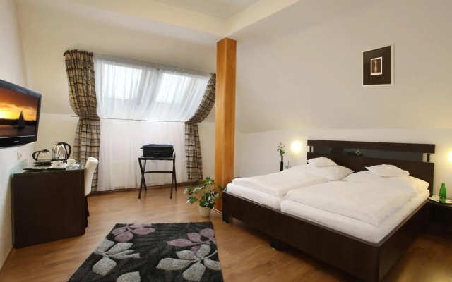 Hotel Trinity