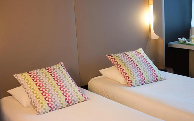 Campanile Clermont-Ferrand ~ Aubière