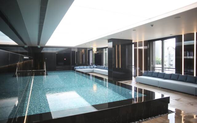 Ist flats Serviced Apartments - EMAAR SQ