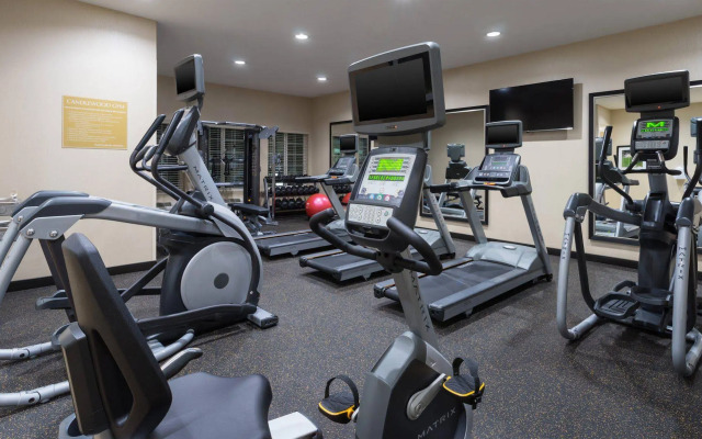 Candlewood Suites Grove City - Outlet Center by IHG