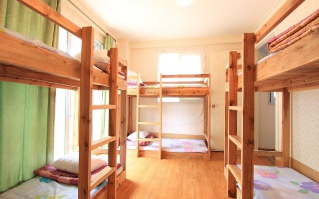 Haenuri Jungmun Guesthouse