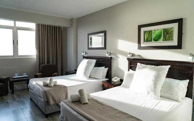 Gooderson Tropicana Hotel