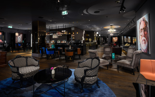 Museum Apartment Hotel, Independent Collection by EVT