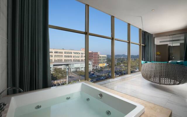 Ramada Encore by Wyndham Guangzhou South