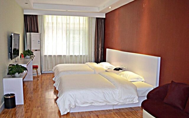 Guxiang Runtu Business Hotel