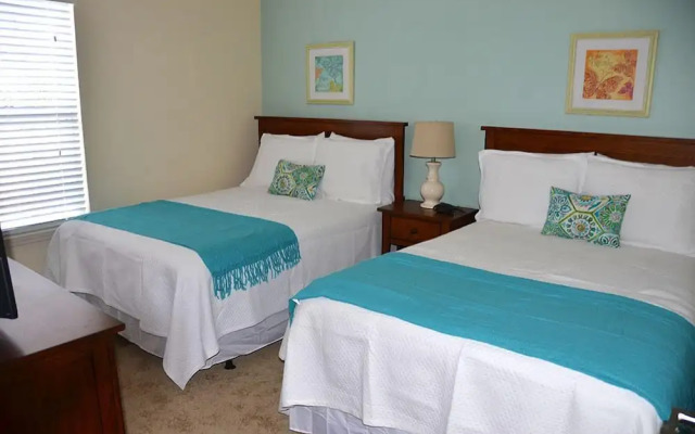 Villa Andrade - Lucaya Village