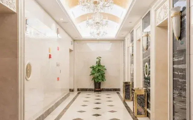 Baohui Hotel