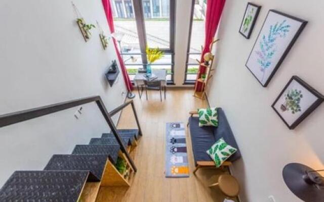 Designed LOFT Apts. for 4-person/traveller/Student