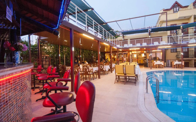 Garden Ruya Hotel