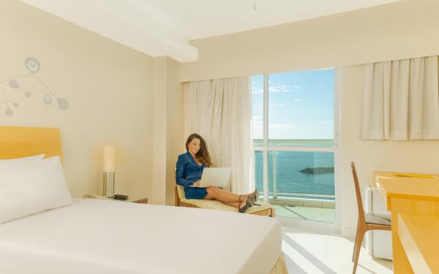 Golden Tulip Macaé