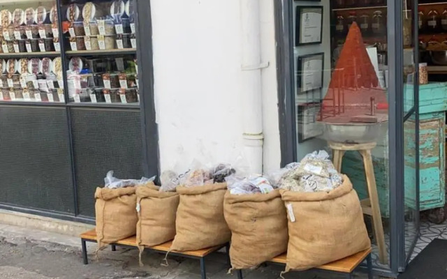 Trendy and cosy apartment / Balcony