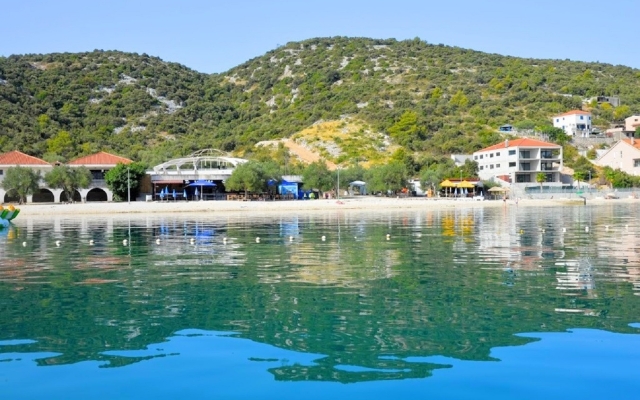 Remarkable 1-bed Apartment in Marina