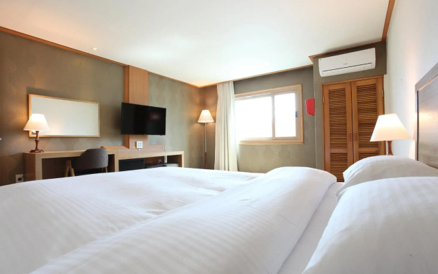 Diamond Hotel