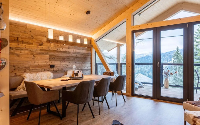Cozy Chalet With Sauna