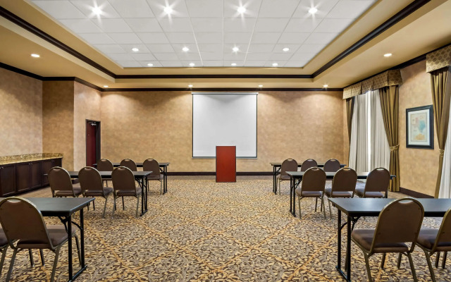 Comfort Suites Frisco