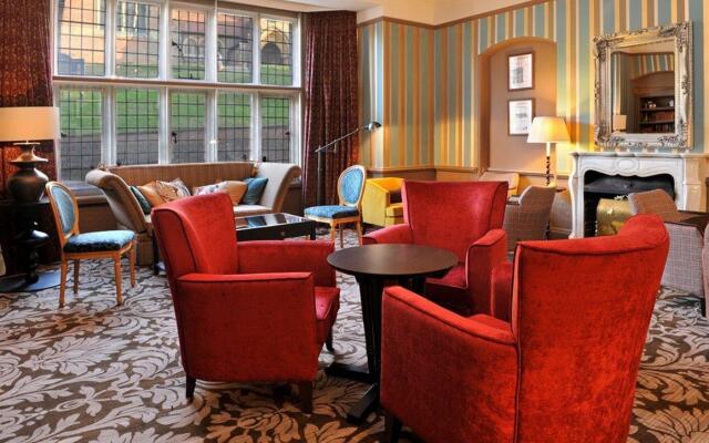 The Crown Manor House Hotel