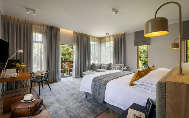 The Peech Hotel