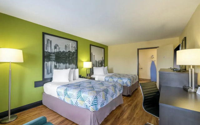 Super 8 Motel - Forsyth