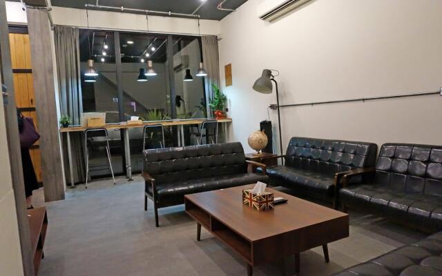 Le Da Backpacker Hostel