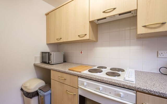 Station Apartment
