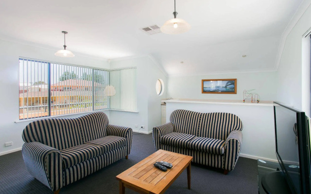 Seahaven Villas by Rockingham Apartments