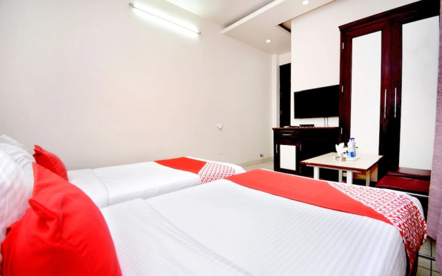 Leela Residency By OYO Rooms
