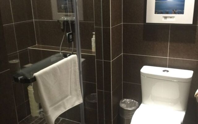 Atour Hotel Zhongshan Square Dalian