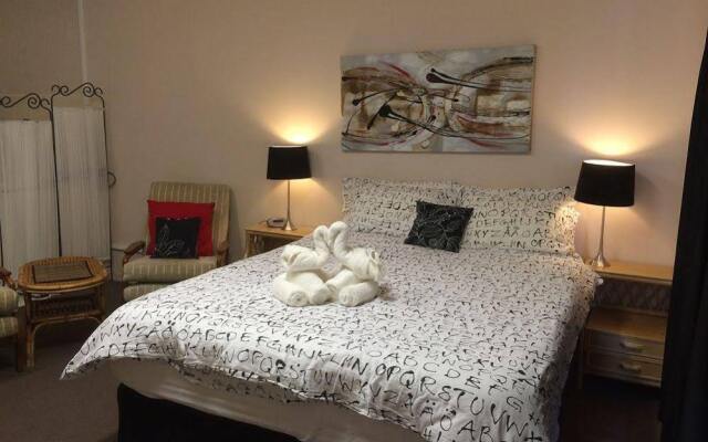 Australian Home Away @ Box Hill 2 Bedroom