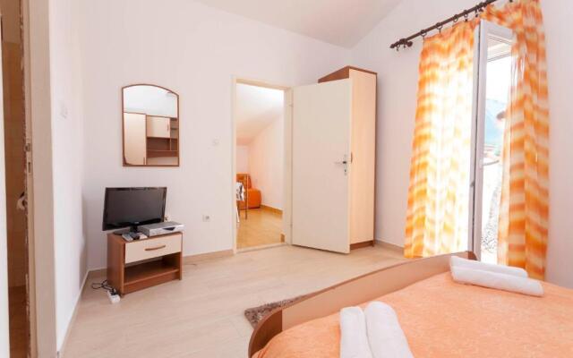 Apartment Ana