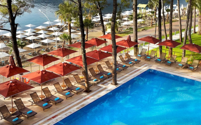Orka Lotus Beach
