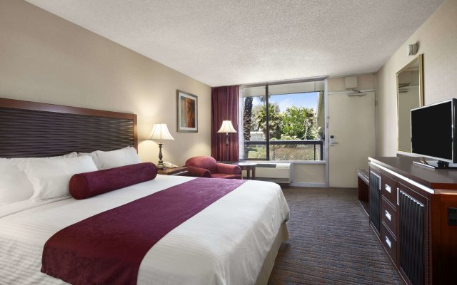 Ramada by Wyndham Sunnyvale/Silicon Valley