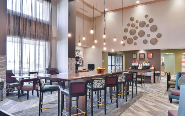 Hampton Inn & Suites Altoona-Des Moines