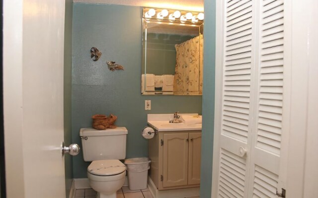 Gulf House 401 3 Bedroom Condo by RedAwning