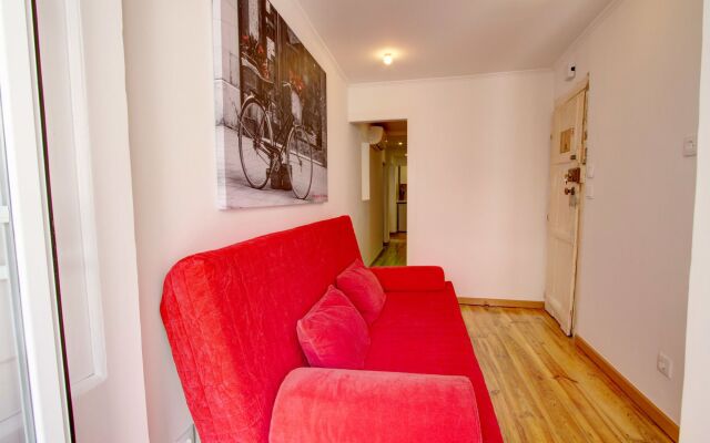 Cozy 1 Bed in the Heart of Alfama w Aircon