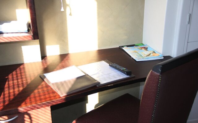 Illovo Hotel