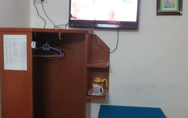Wah May Hotel