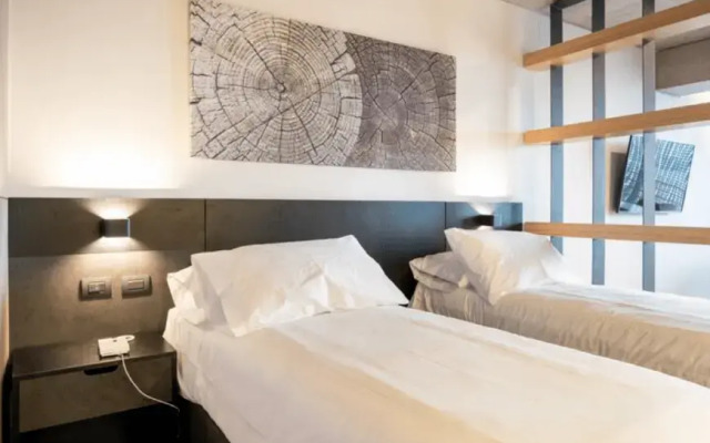 Zip Housing Los Trapenses