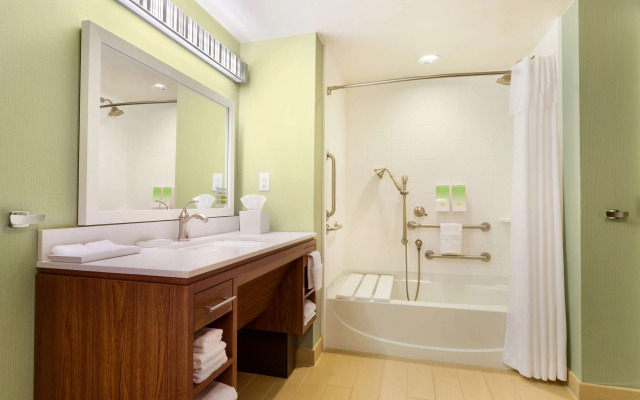 Home2 Suites by Hilton Fargo, ND